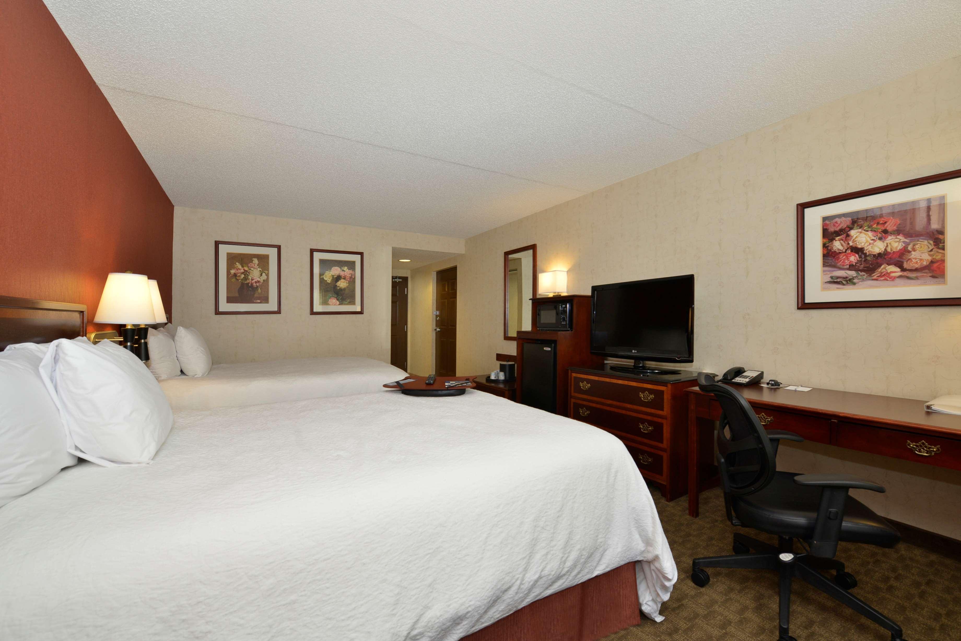 Hampton Inn East Aurora Eksteriør billede