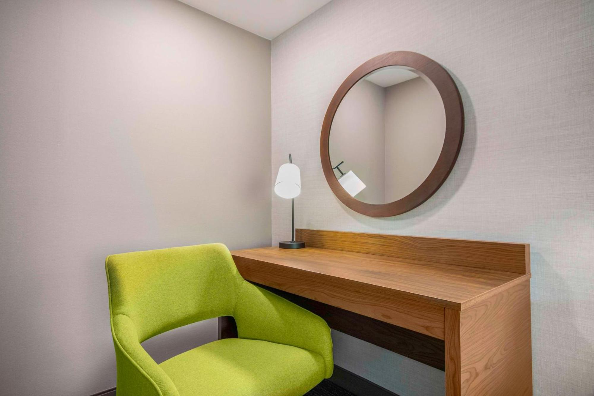 Hampton Inn East Aurora Eksteriør billede