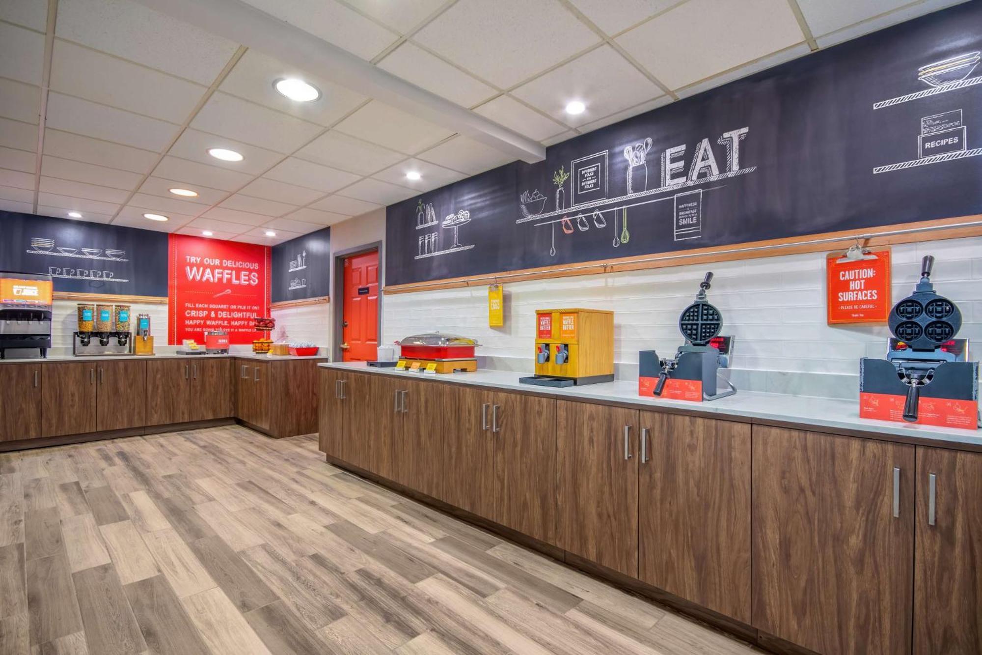 Hampton Inn East Aurora Eksteriør billede
