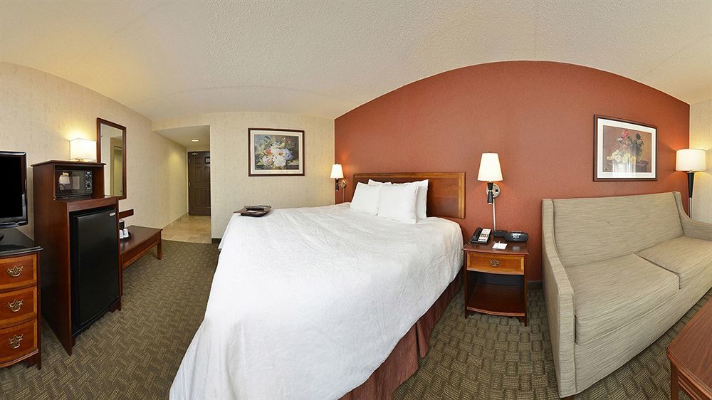 Hampton Inn East Aurora Eksteriør billede