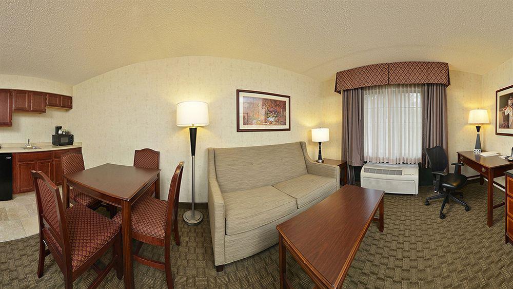 Hampton Inn East Aurora Eksteriør billede